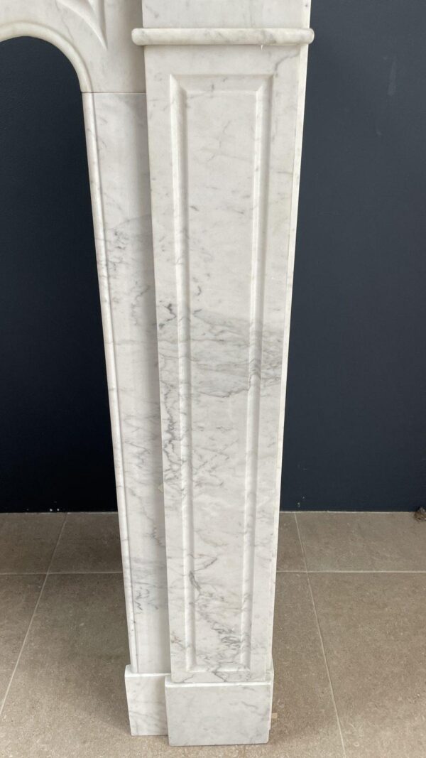 French Louis XV Carrara Marble Antique Circulation Fireplace - Image 6