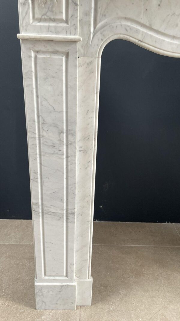 French Louis XV Carrara Marble Antique Circulation Fireplace - Image 7