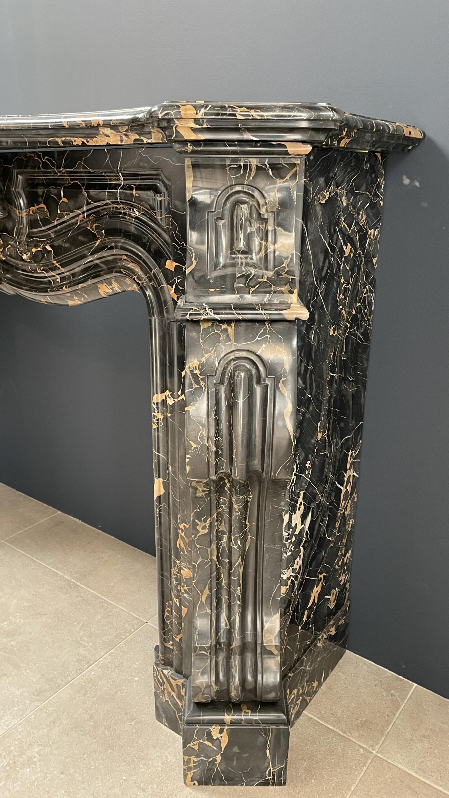 Exclusive Antique Louis XVI Fireplace in Portoro Marble (circulation) - Image 19