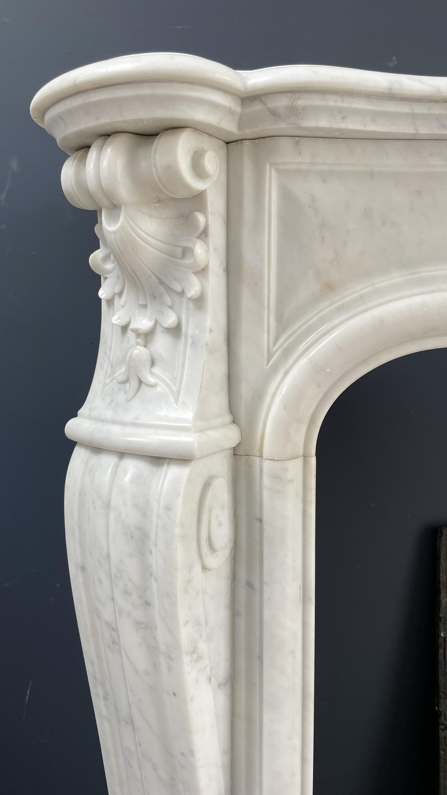 French Luxury Antique Carrara Marble Half Turn Fireplace - Image 4