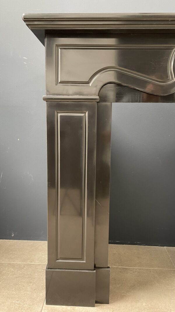 Black Marble Antique Chimney Circulation Model - Image 3
