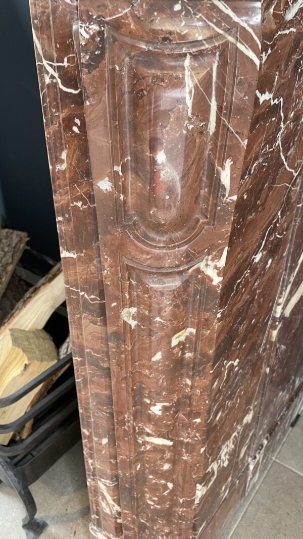 Beautiful Red Marble Antique Circular Chimney Rossa Levanto - Image 5
