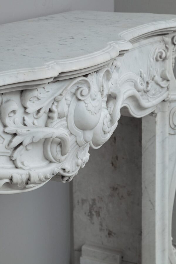 LOUIS XV CARRRARA WHITE MARBLE ANTIQUE FIREPLACE - Image 4