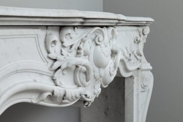 LOUIS XV CARRRARA WHITE MARBLE ANTIQUE FIREPLACE - Image 3