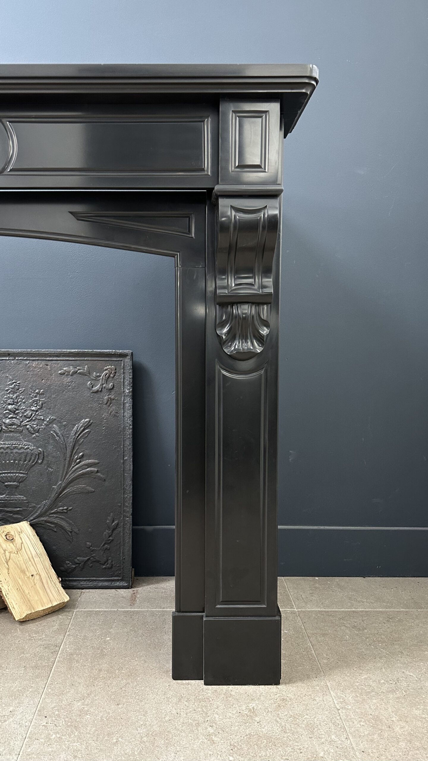 Antique Circular Fireplace Noir De Mazy Marble - Image 4