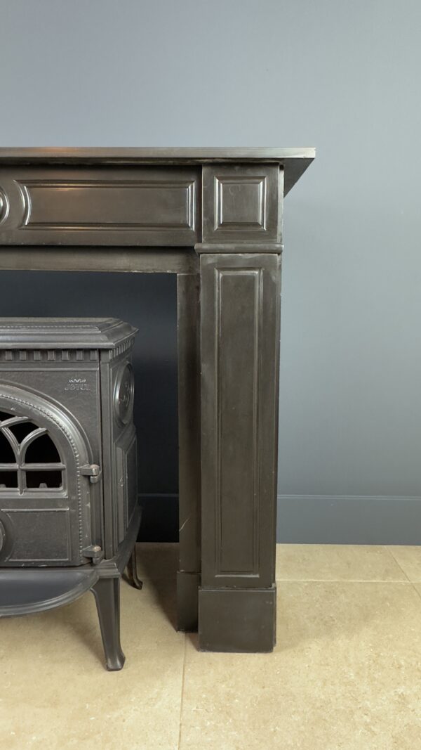 Antique Circular Fireplace Black Noir de Mazy - Image 7