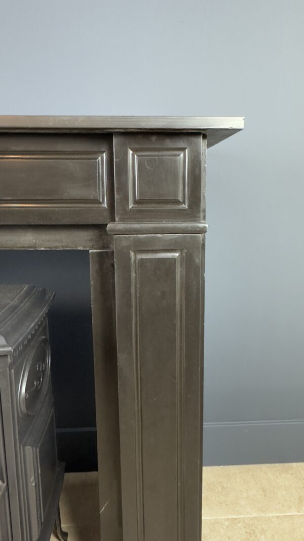 Antique Circular Fireplace Black Noir de Mazy - Image 4