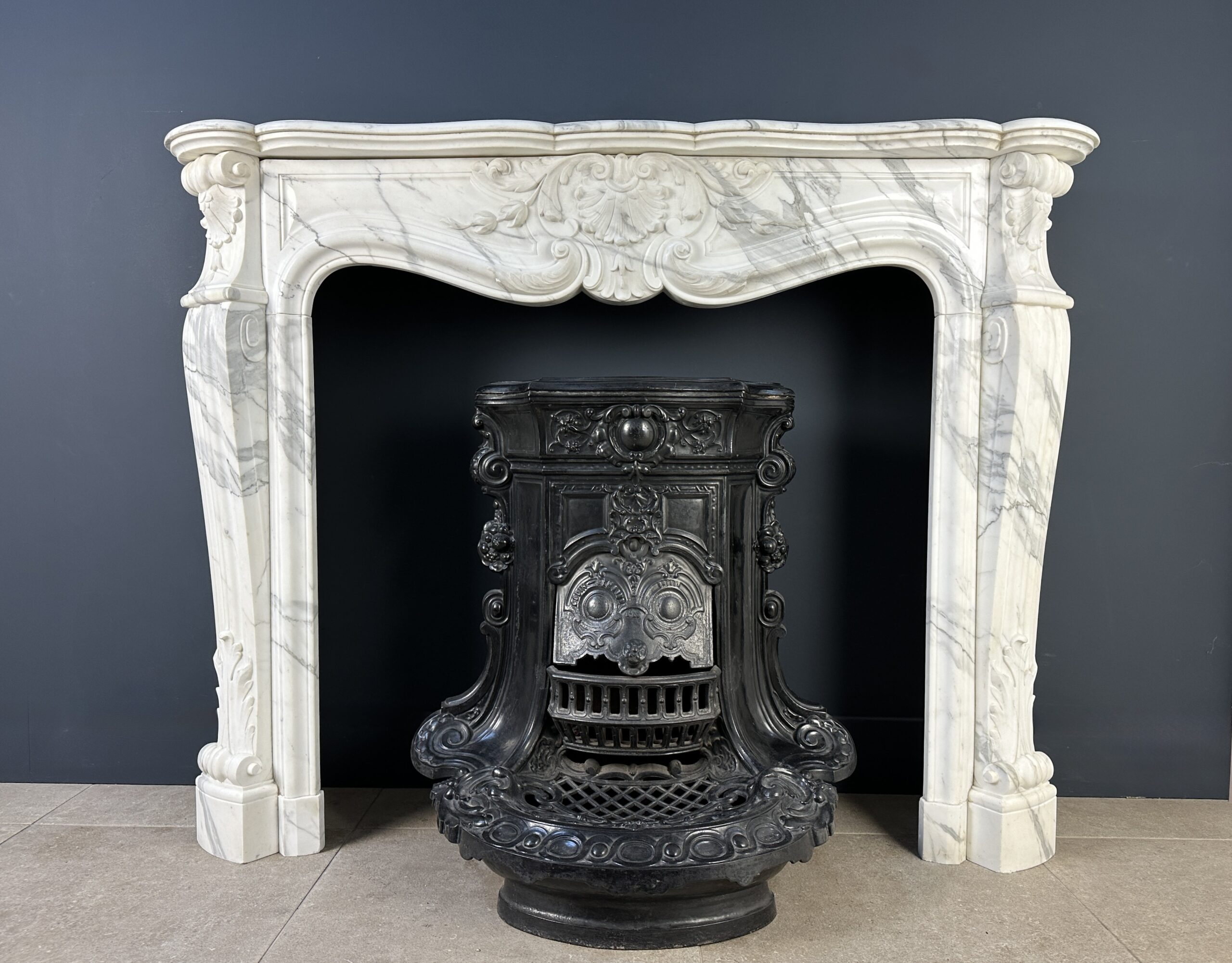 Schelp schouw arabescato mantel
