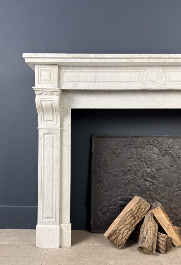 Antieke Schouw Wit Carrara Marmer