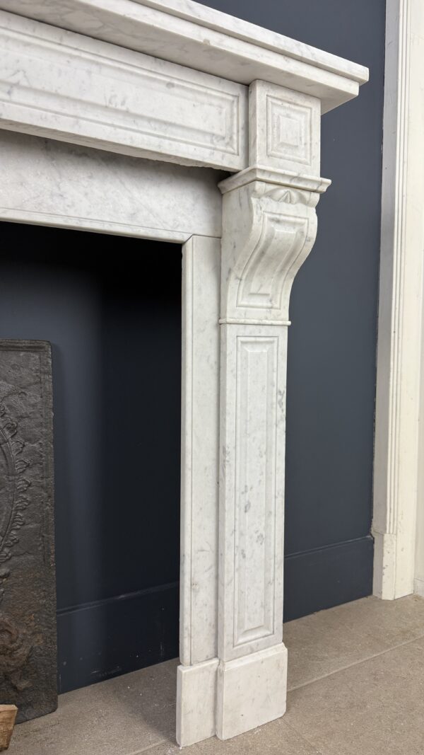 Antieke Schouw Wit Carrara Marmer
