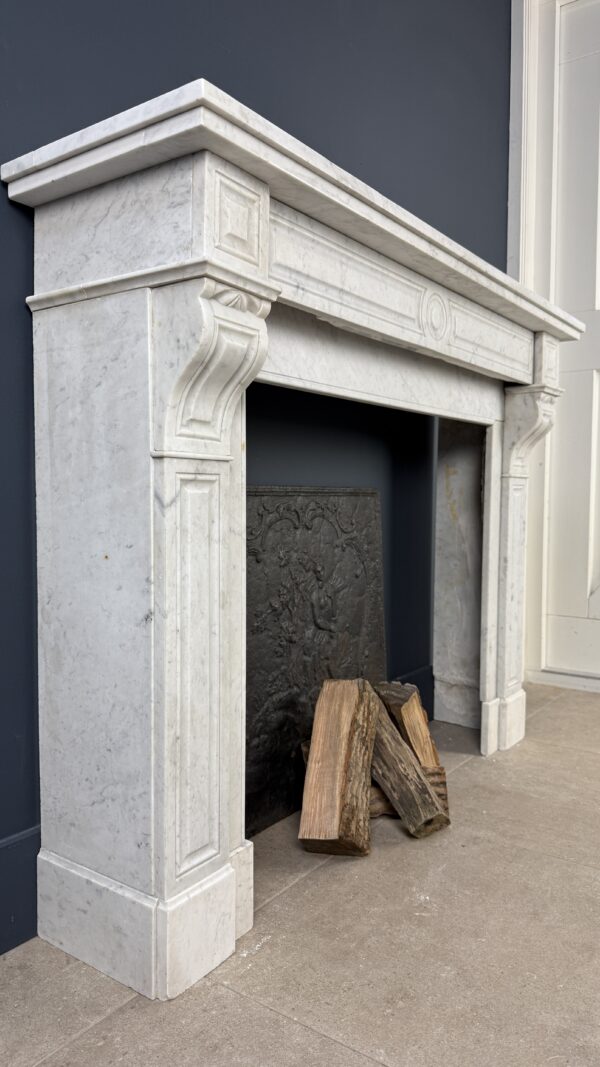 Antieke Schouw Wit Carrara Marmer